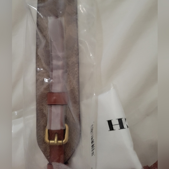 ❌️❌️SOLD❌️❌️Coach Novelty Strap - Picture 2 of 3